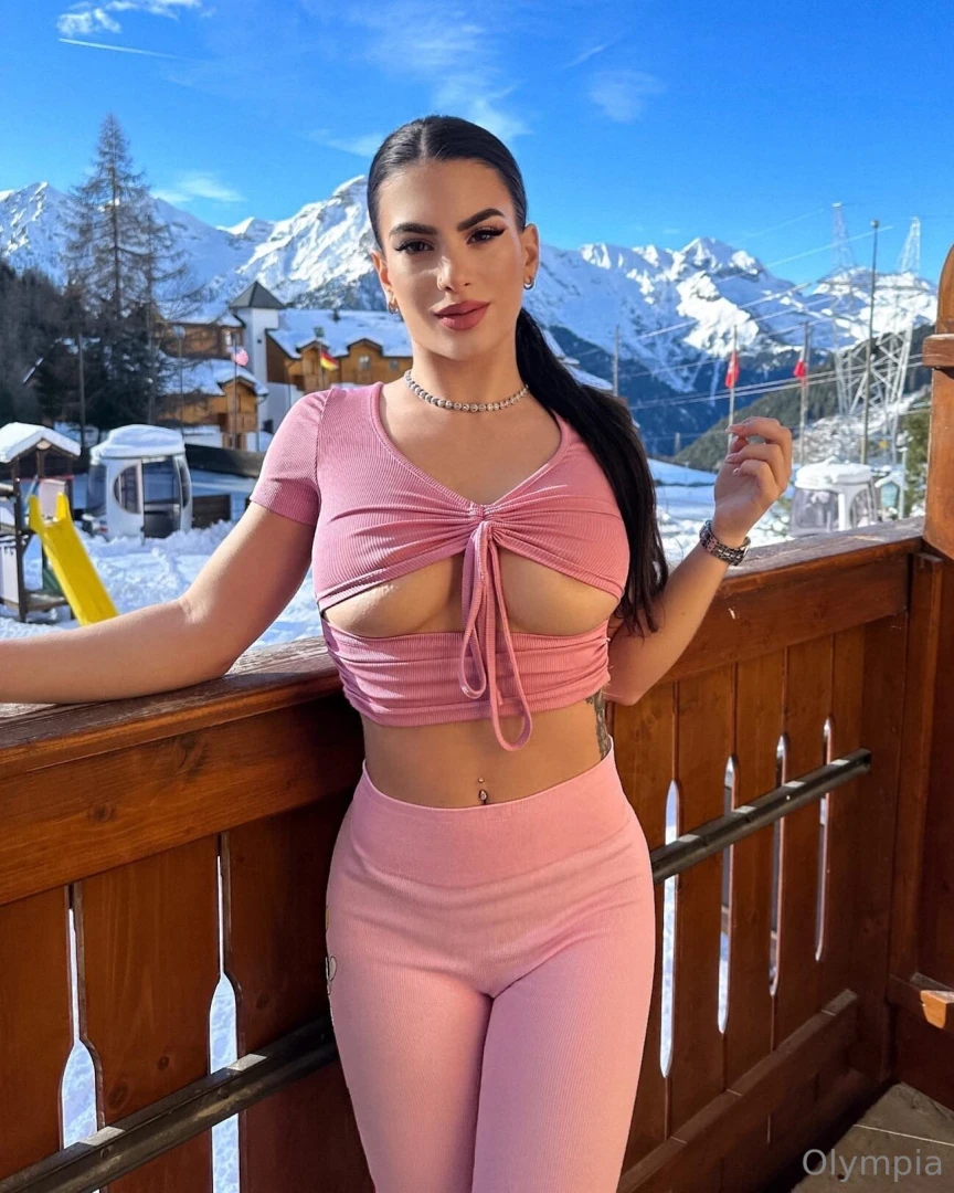 Scegli la tua preferita ti regalo questo bellissimo panorama le vedi part 1 