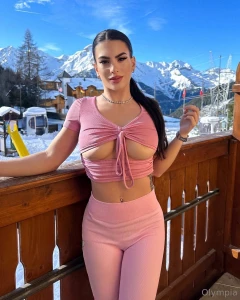 Scegli la tua preferita ti regalo questo bellissimo panorama le vedi part 1