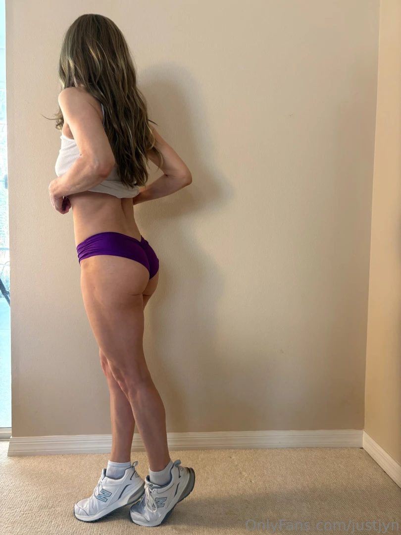 Good monday morning easy treadmill walking for me this morning it s a 