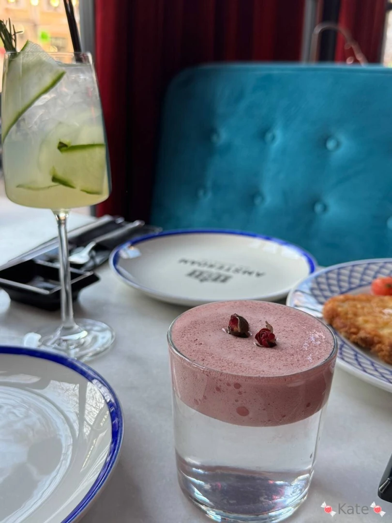 What cocktails do you prefer to treat the ladies to 