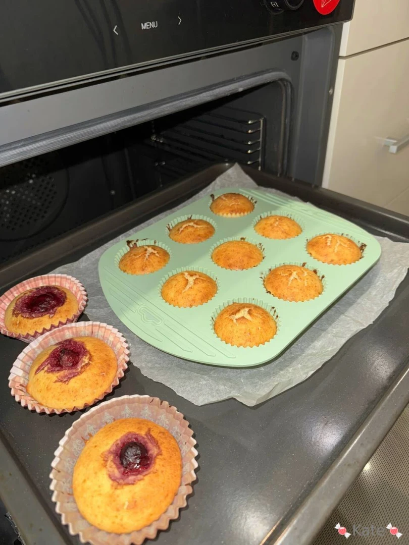 Do my cupcakes look appetizing i tried my best 