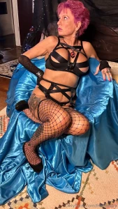 There s magic in maturity in knowing your worth and flaunting it