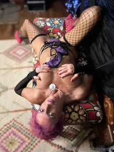 I m wearing your favourite colour skin