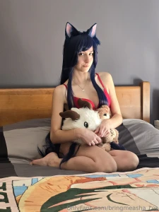 Ahri is here with a all red set