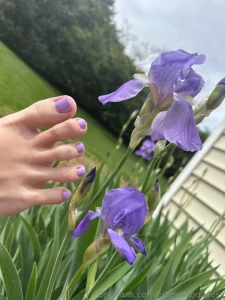 Fresh mani pedi to match the spring blooms