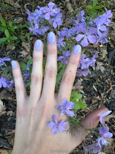 Fresh mani pedi to match the spring blooms part 3