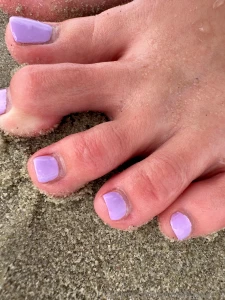 Sandy feet at the beach please excuse my screaming in the video i wasn part 2