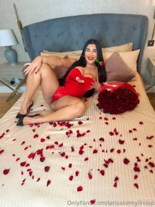 Feeling extra flirty today so i put together a lil something just for