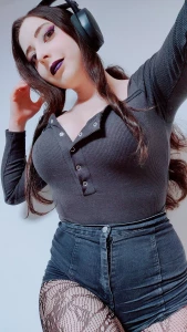 If you wanna play with me you gotta be ready for anything