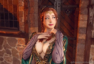 Getting cozy with triss mikomihokina part 1