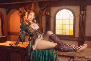 Triss can stay on table right mikomihokina