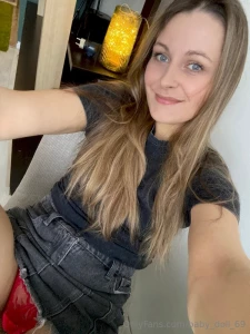 Dominant_anna get to know her better she has a gift for you free part 9