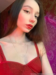 Hey guys fansly is throwing a competition for it s creators and the