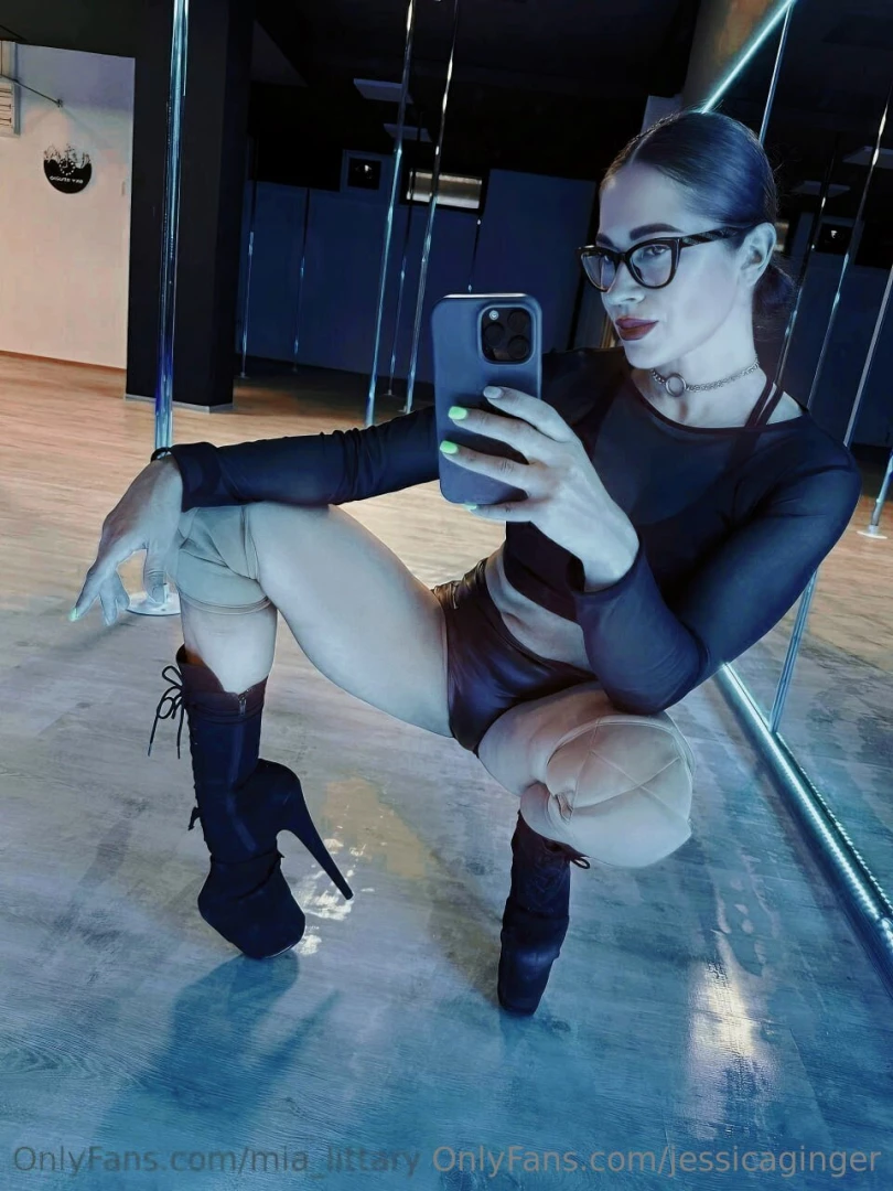 Give yourself pleasant emotions with mia_littary you deserve the most part 530 