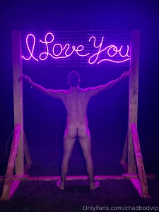 2022 fit and unfuzzed drinked up in the woods and feeling the love