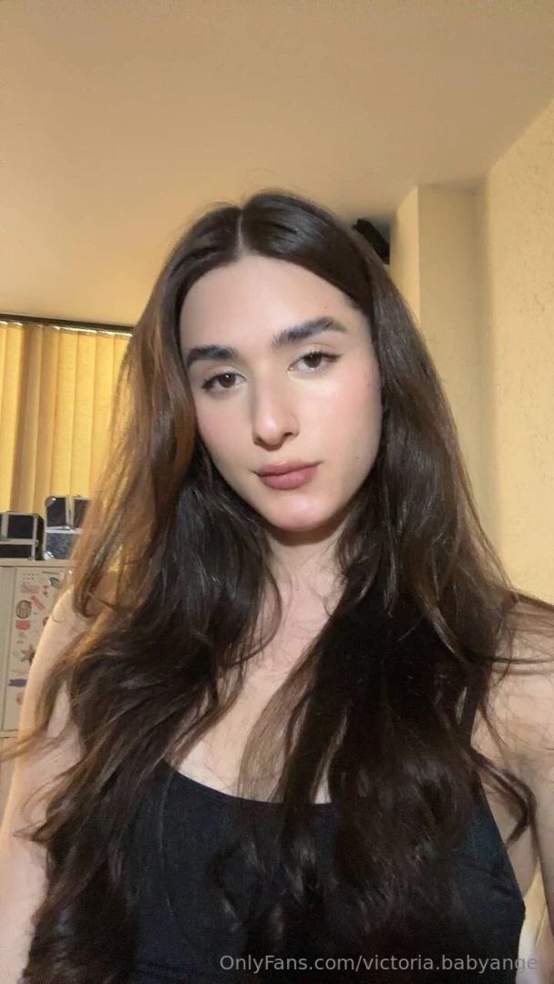 victoria.babyangel - Can we date long distance 