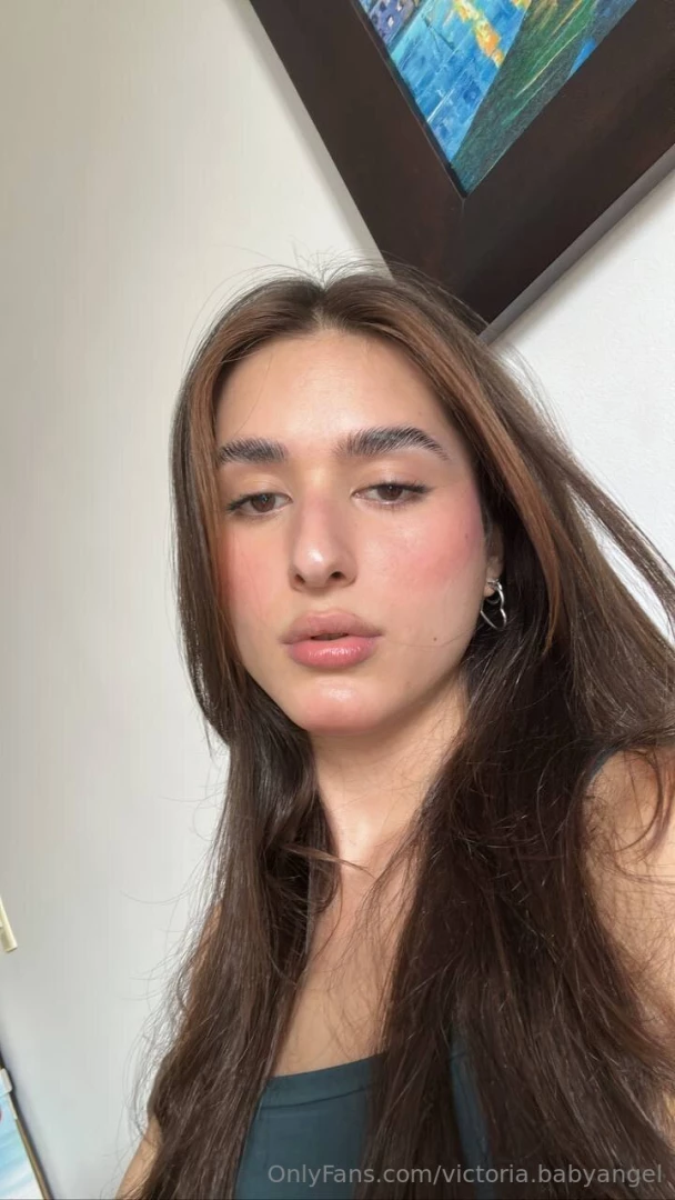 Am i pretty enough to show the homies 