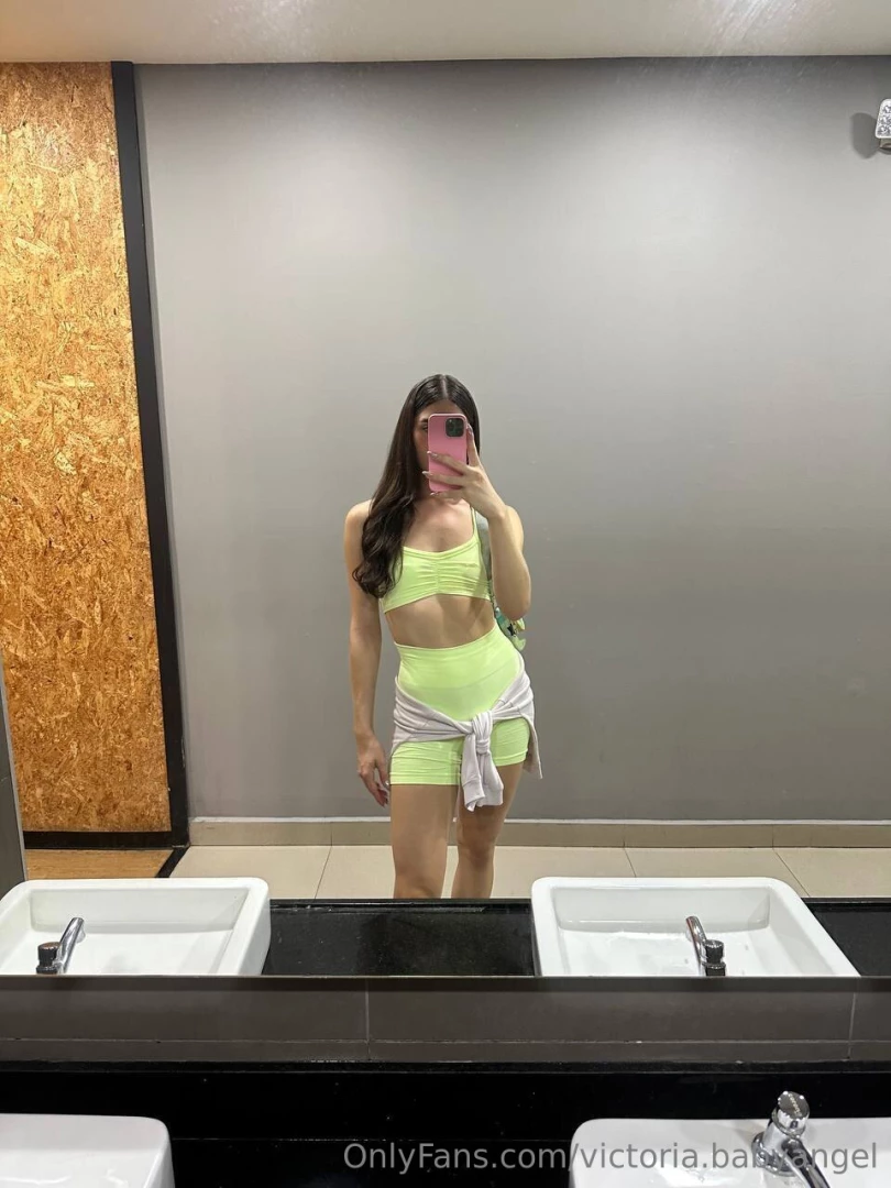 Do you think someone saw my bulge at the gym 