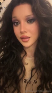 A pretty face or gigantic boobs part 1