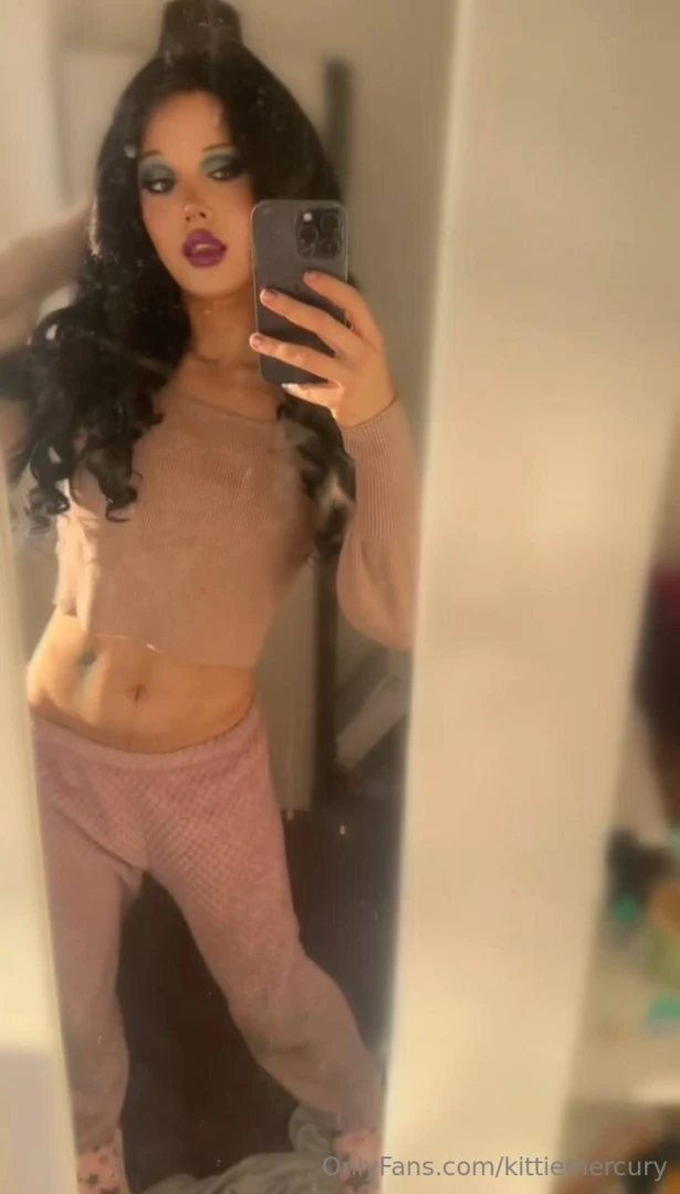 I really would looove it if we made out right now 