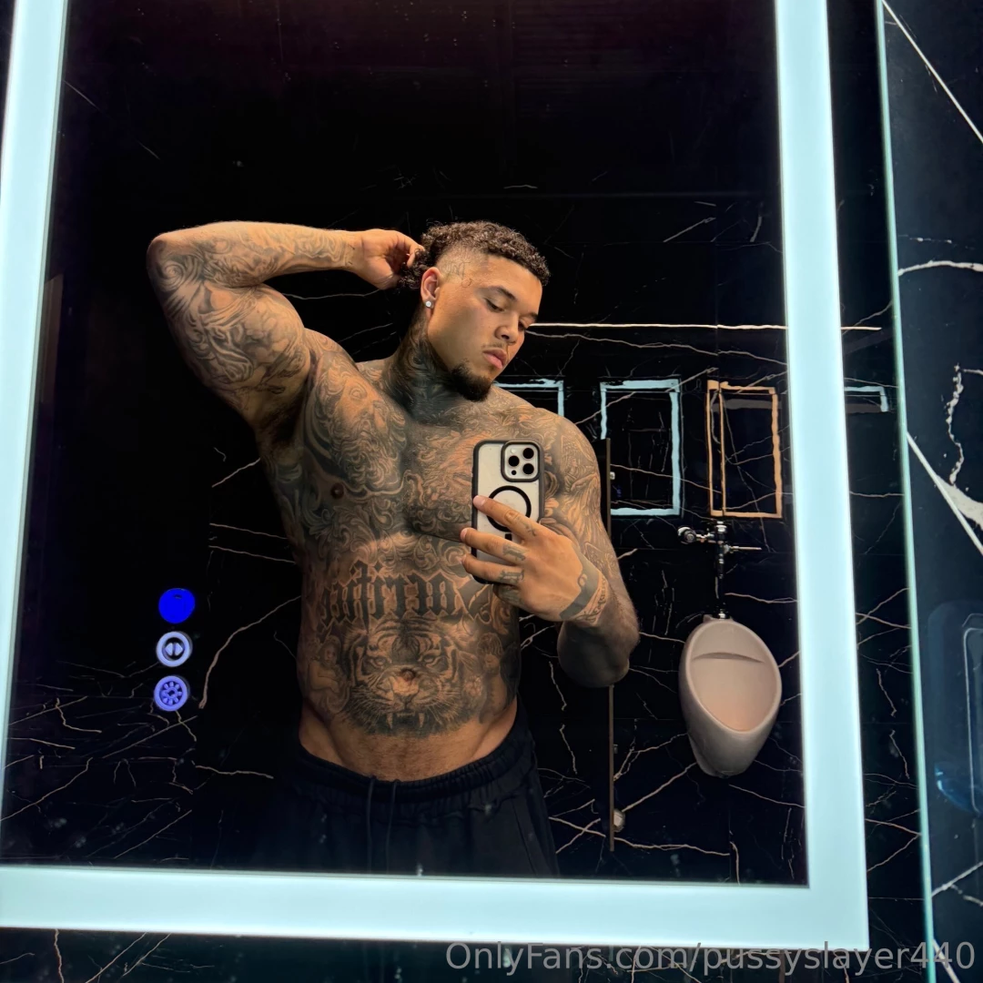 No one is around should we 