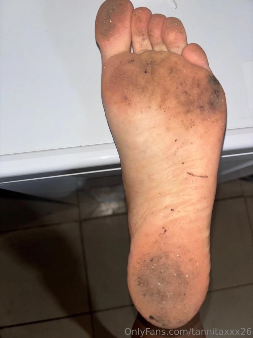 Oops i couldn t resist the urge to walk barefoot so much 