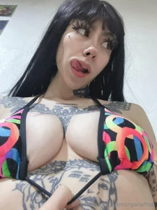 Baby te invito a que vayas a suscribirte al perfil de esta guapa te