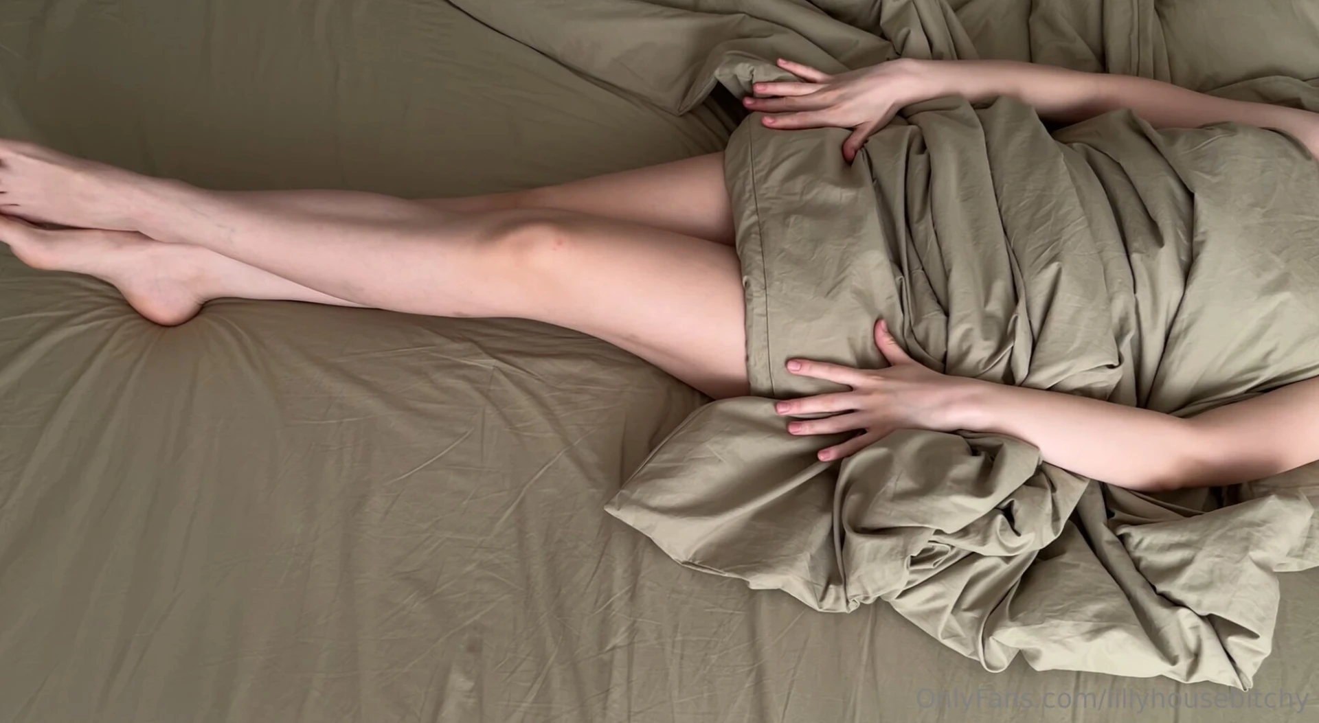 Doing my best to deliver a new video when you get horny 