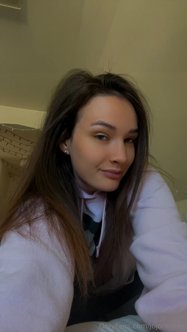 More straight hair selfies 