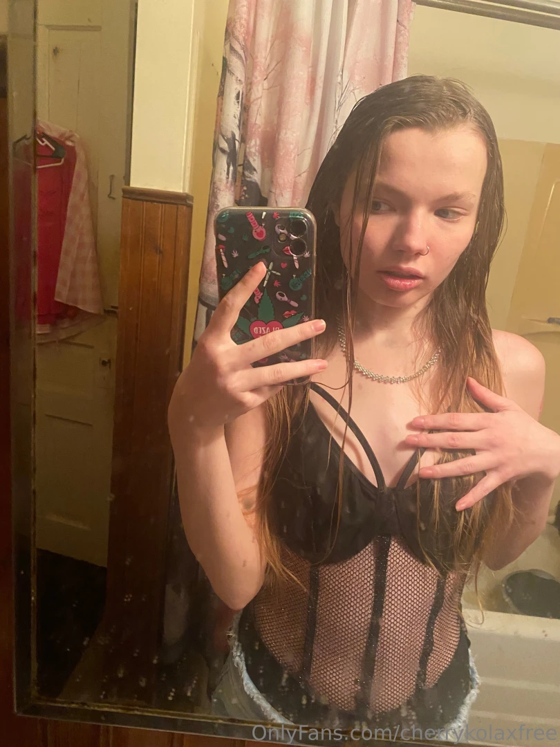 Tip me and ill give a free link to my of for a year 