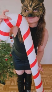 Such a big toy right femdom bigtoy pegging domina part 1