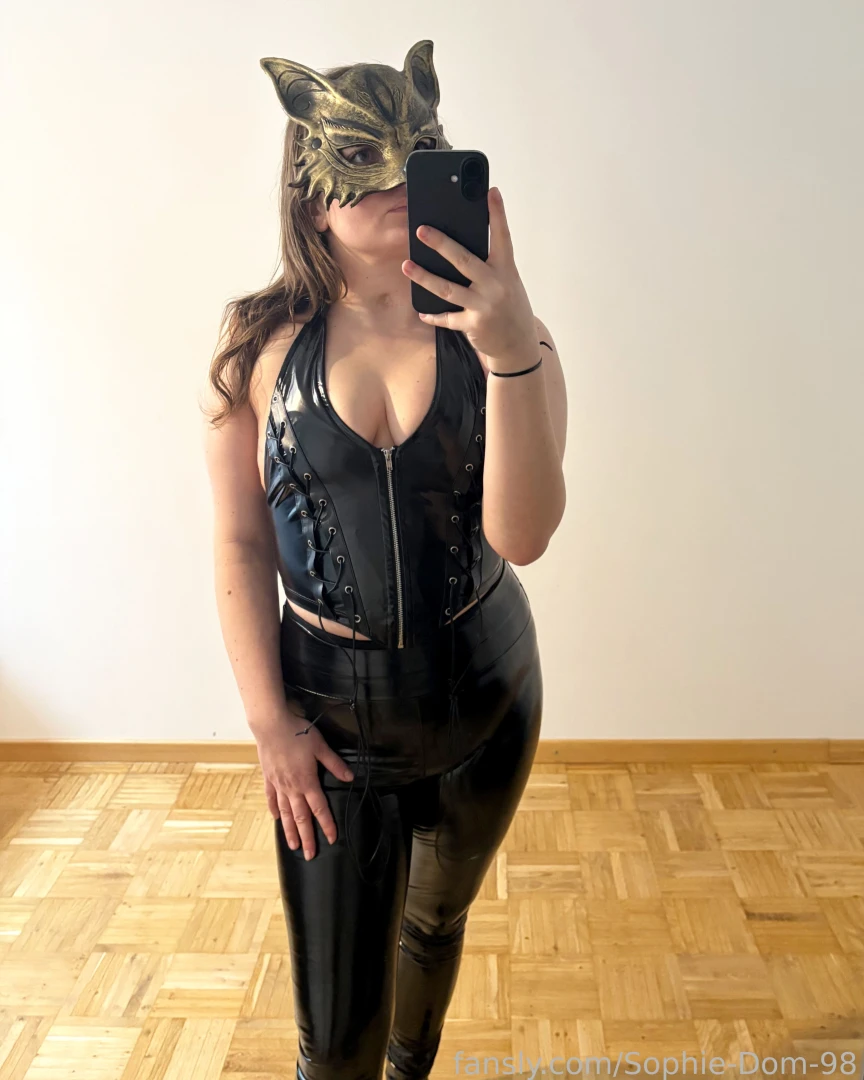 New top for the next session and i love it femdom session latex 