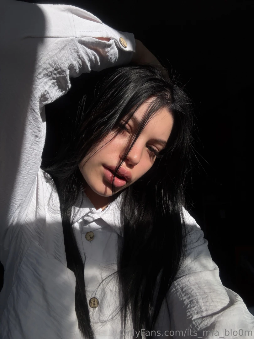 Good morning today i am in a wonderful mood everything around seems 