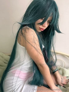 This demure liki_blue waiting to be seduced get pussy wet and she will part 538