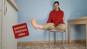 Polish domme barefeet joi 8 min posted on masmr video instructions are