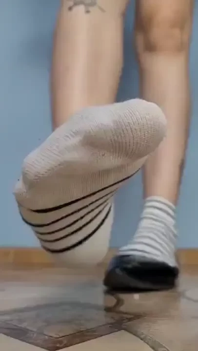 Sounds are good here when shoe is dropping oh my 