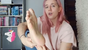 Soft selfworship - only smelling amp juicy kissing they deserve some