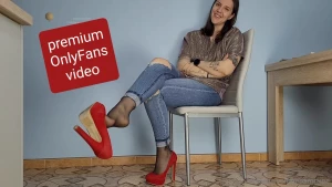 Shoeplay black nylons red pumps and tight jeans 6 min video posted on