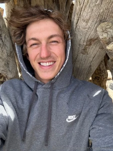 Bye cali up into oregon now