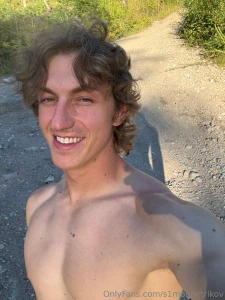 Hi i think i wanna start a sub based vip page with daily stuff like part 1