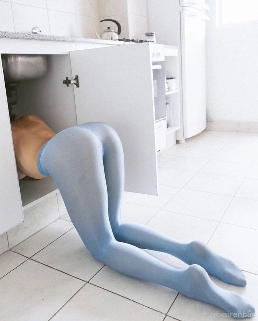 Kiss my ass hore all the fetish here send me tip and i m your sex 