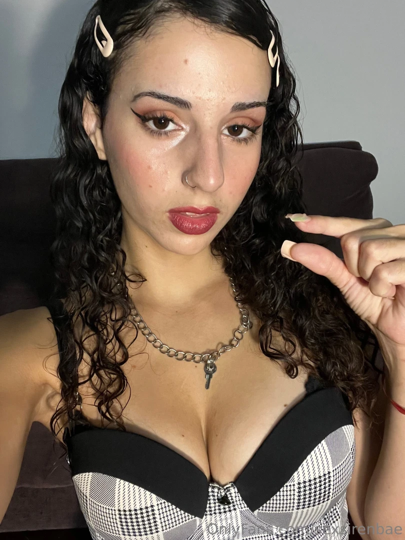 Oops this beautiful goddess reminds you how pathetic you are 