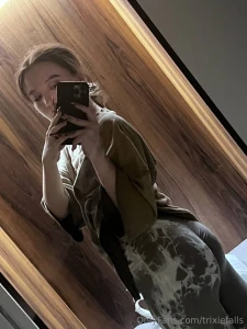 Hey my loves it s already my third day here with you on this platform