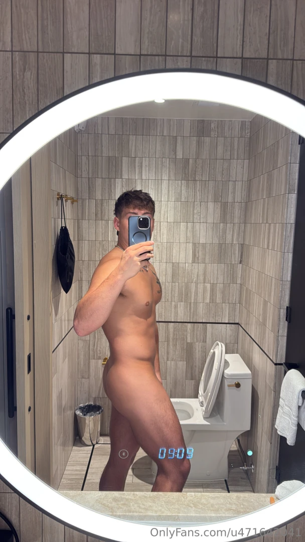 My legs are actually so thickk 