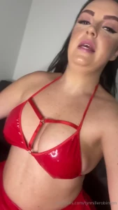 tynnillerobinson1 - So horny and wet will you help me fondle myself 