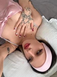 Pov you just subscribed and your life got 100x better