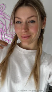 Hi my dear subscriber i want to let you into my world and share the