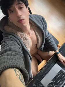 Its saturday cum to my dm let s chat and have some fun