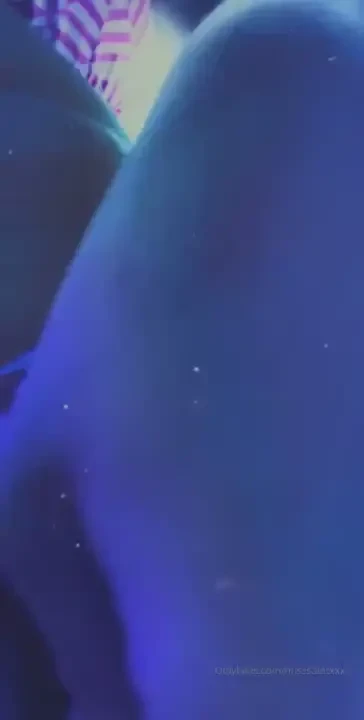 How good does that look going in and out of my pussy 
