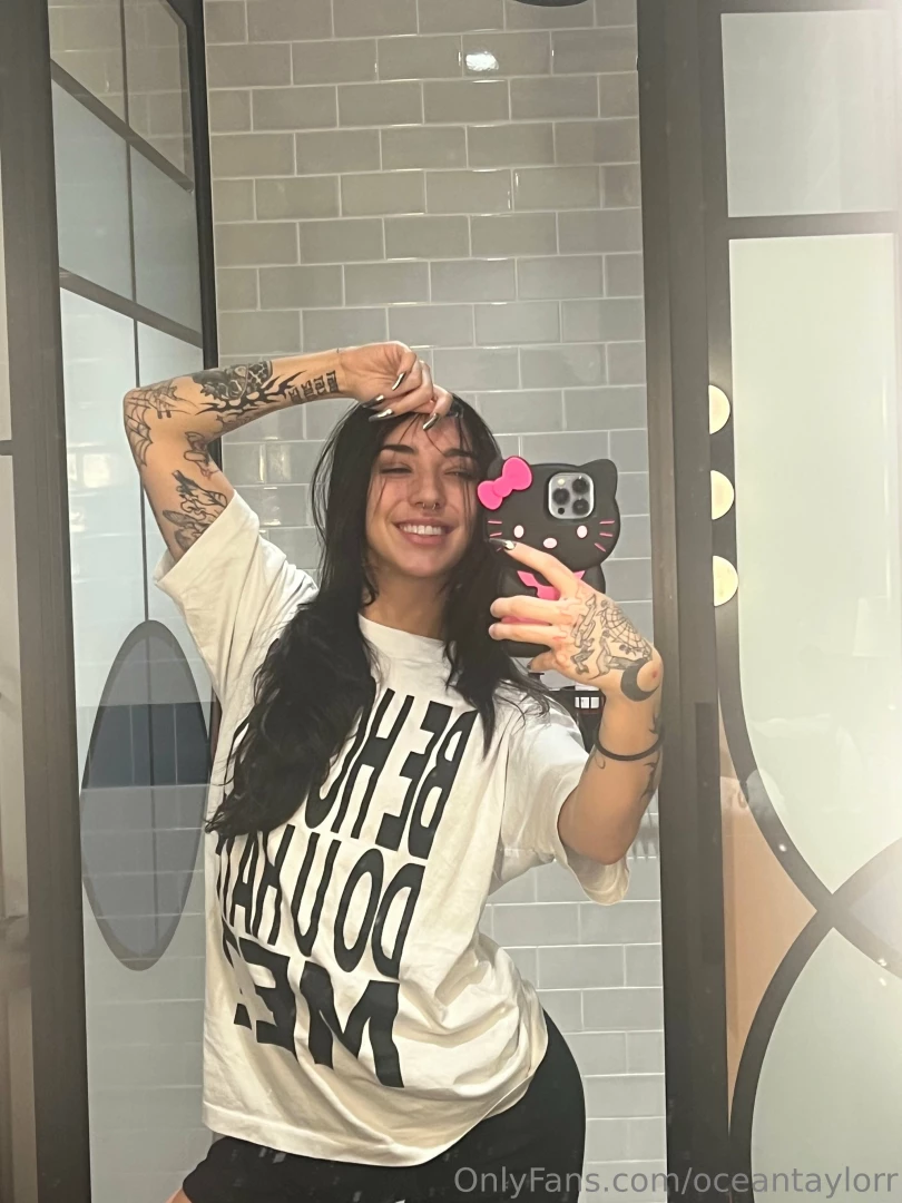 I love big baggy tshirts can i wear yours 